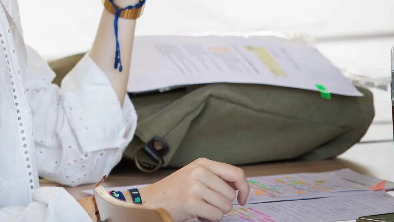  Archivo - Varios alumnos antes de comenzar uno de los ex&aacute;menes de las pruebas de acceso a la universidad 2023 - Mar&iacute;a Jos&eacute; L&oacute;pez - Europa Press - Archivo 