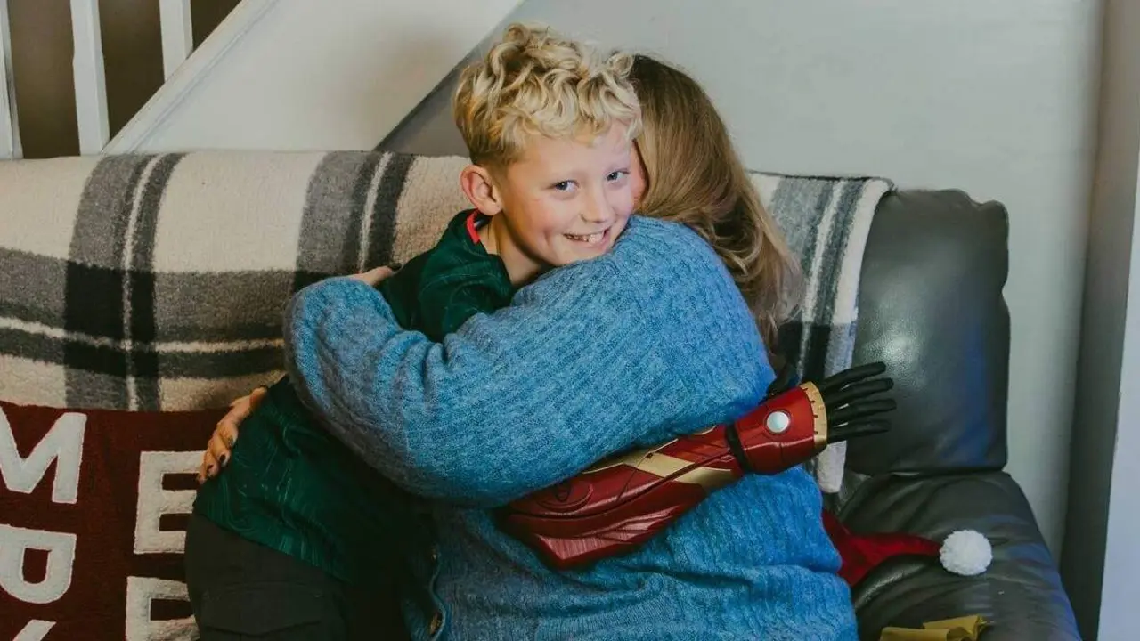  Brazo prot&eacute;sico de Iron Man 