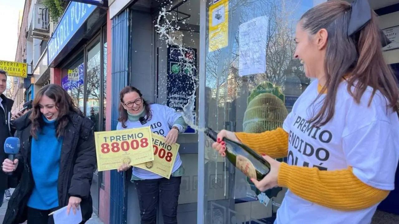  La administraci&oacute;n n&uacute;mero 205 del Barrio del Pilar vende el Gordo - EUROPA PRESS 