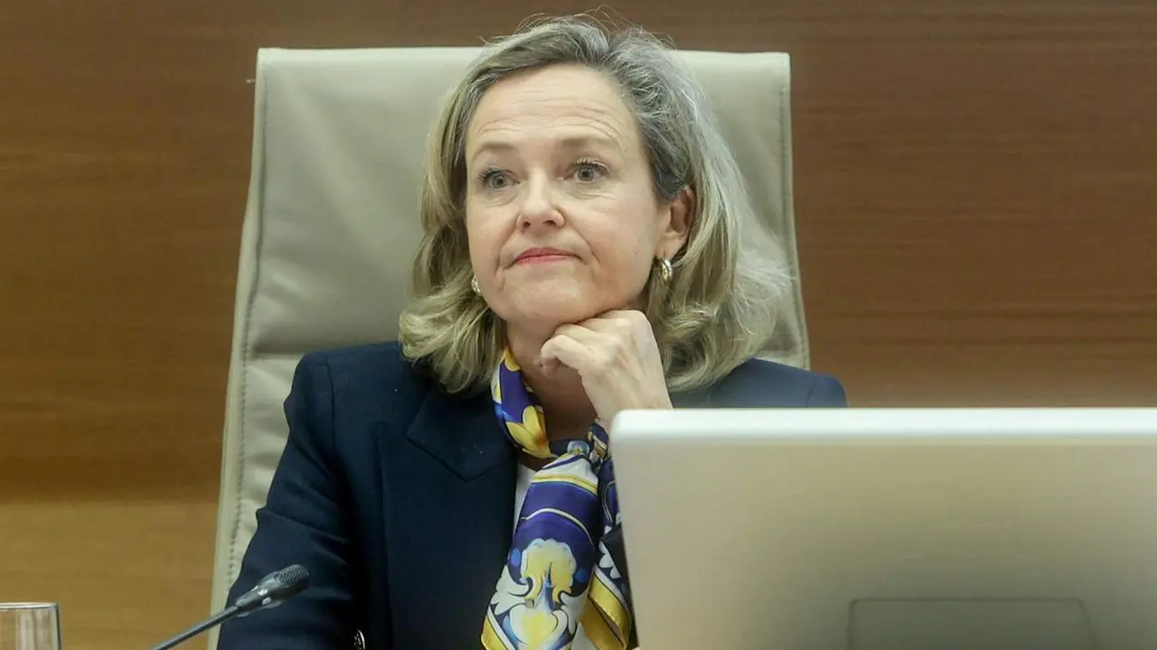  Nadia Calvi&ntilde;o 