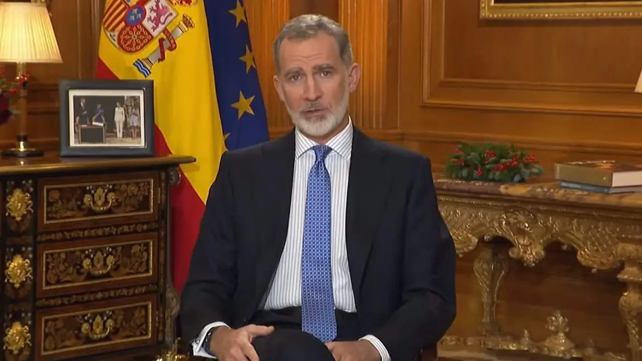  El Rey Felipe VI ofrece su tradicional discurso de Nochebuena desde Zarzuela, en Madrid (Espa&ntilde;a) a 24 de diciembre de 2023. - RTVE 