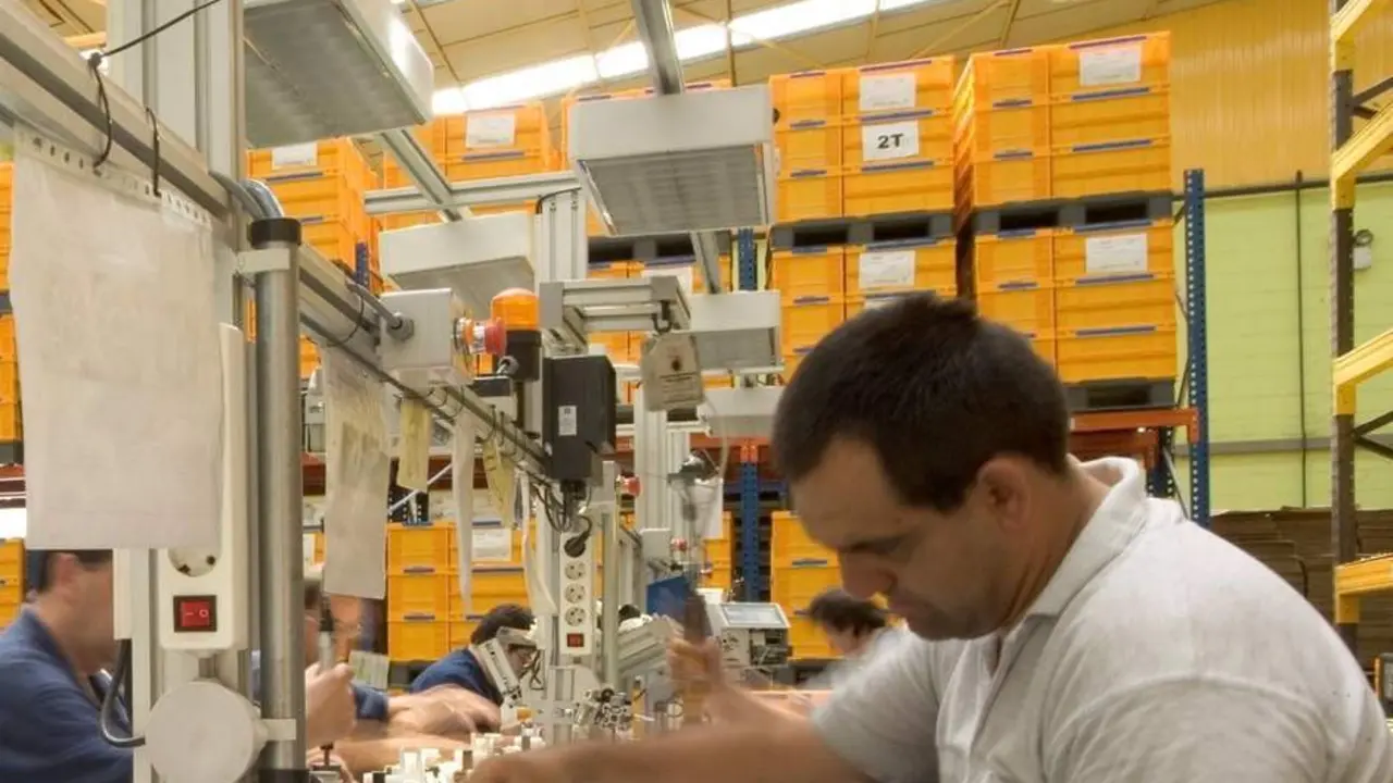  Trabajador con discapacidad 