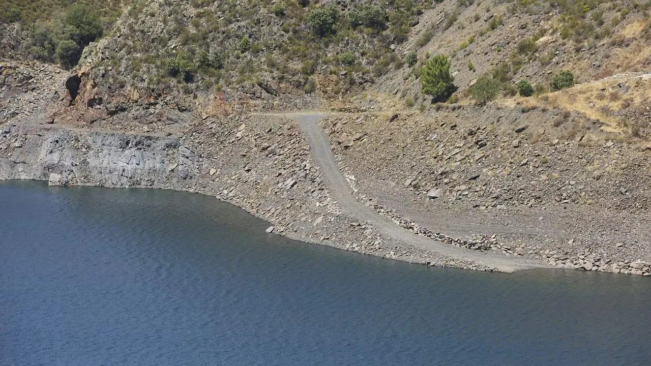  Archivo - Vista del embalse del Atazar en el Berrueco, en El Berrueco, Madrid (Espa&ntilde;a) 