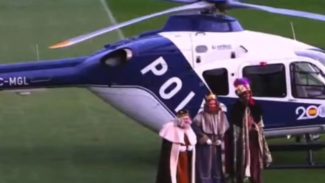  Los Reyes Magos llegan a La Romareda 