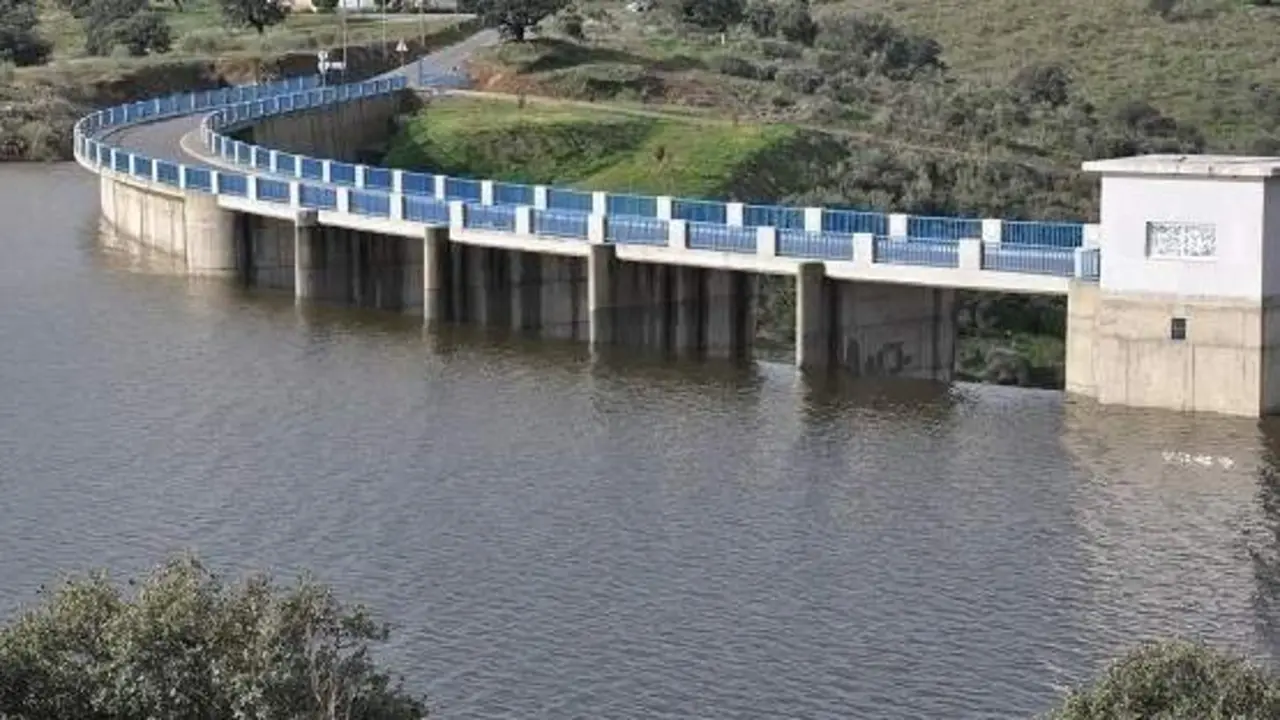  Embalse cordob&eacute;s de La Colada 