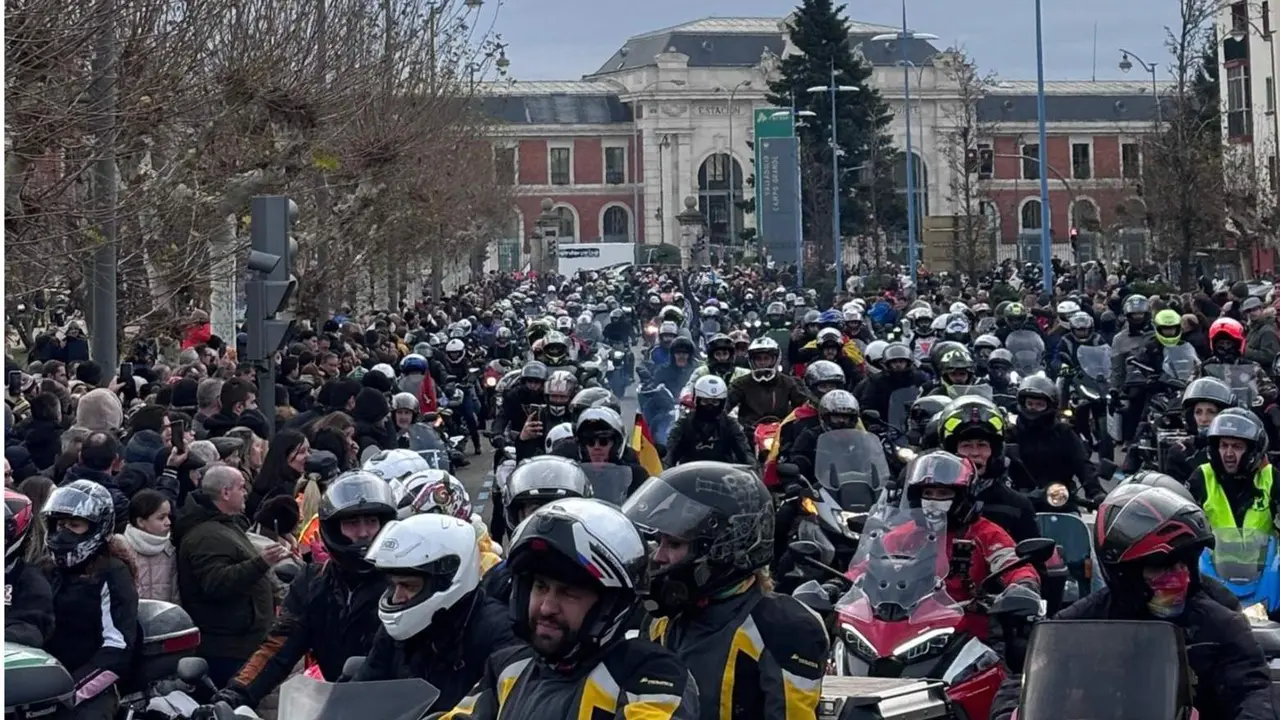  Desfile de Banderas 2024 - EUROPA PRESS 