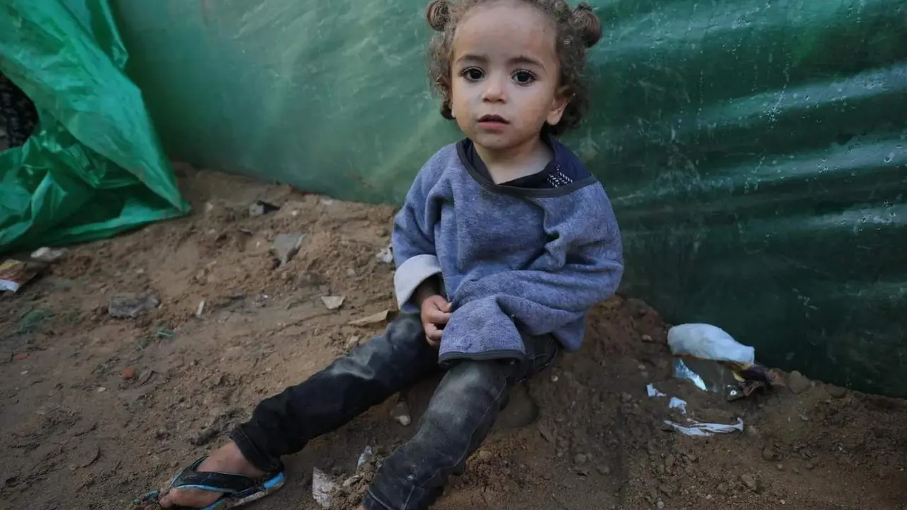  Ni&ntilde;a palestina 