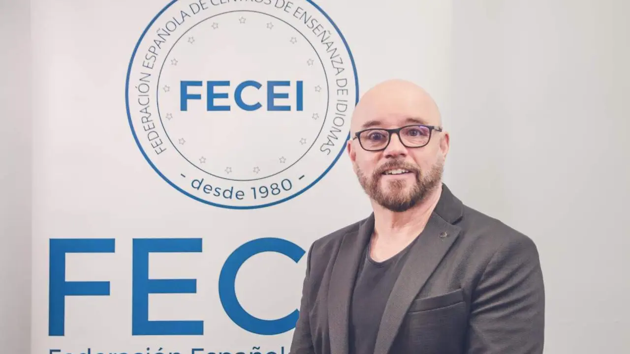  Archivo - Centros de ense&ntilde;anza de idiomas piden a Gobierno y CCAA ser incluidos en programas que traen auxiliares de conversaci&oacute;n - FECEI - Archivo 