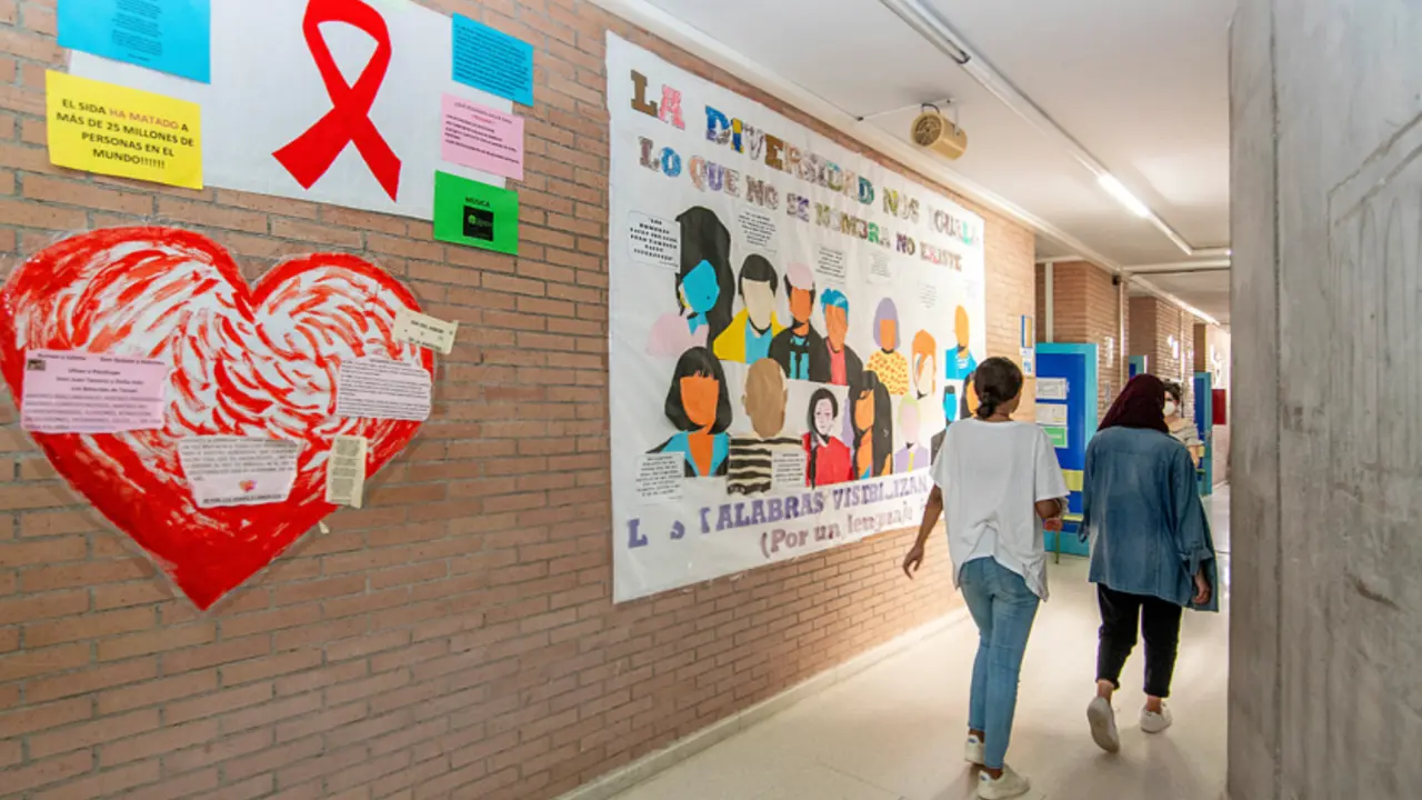  Monitoras escolares en un centro educativo andaluz. 