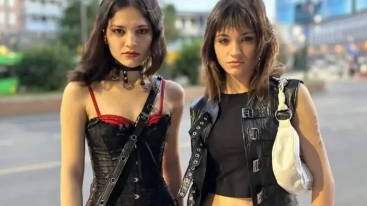  Las hermanas reunidas 20 a&ntilde;os despu&eacute;s 