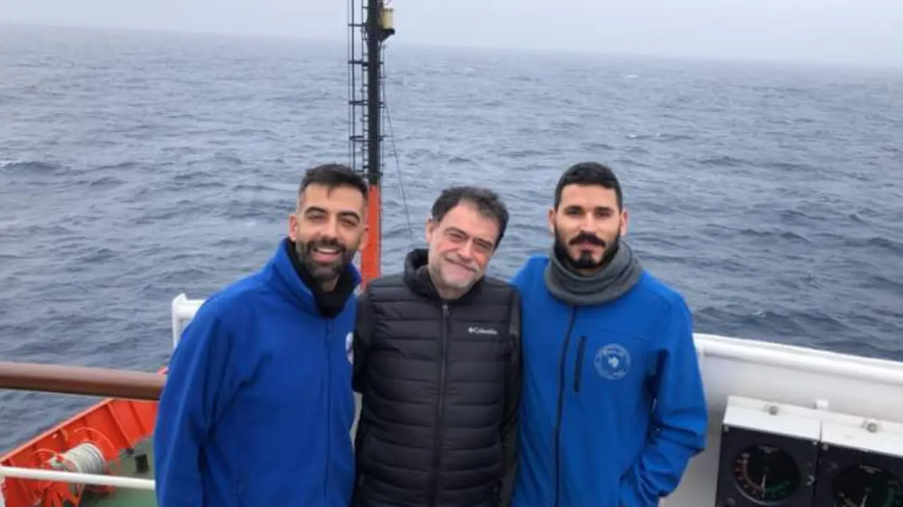  El catedr&aacute;tico del Departamento de Geolog&iacute;a y miembro del Grupo de Geociencias Oce&aacute;nicas de la Universidad de Salamanca (USAL), Jos&eacute; Abel Flores Villarejo (c) 