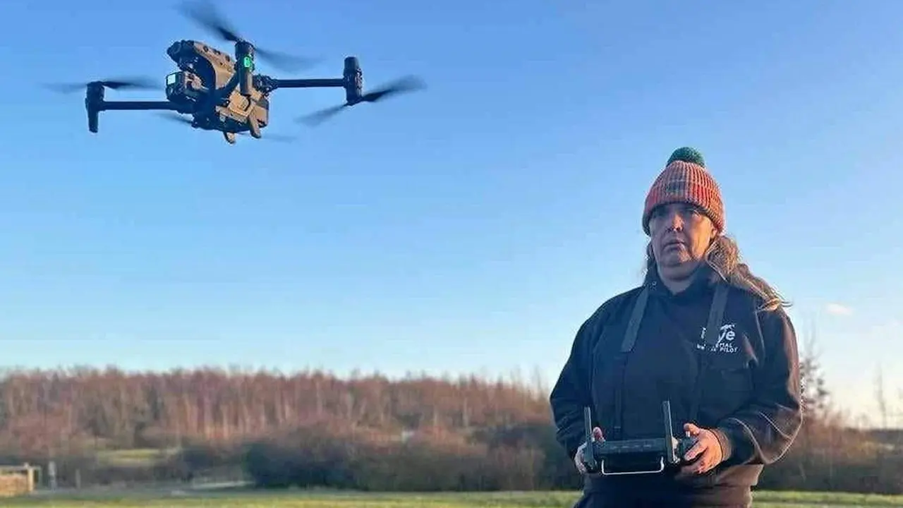  Erica Hart con su dron 