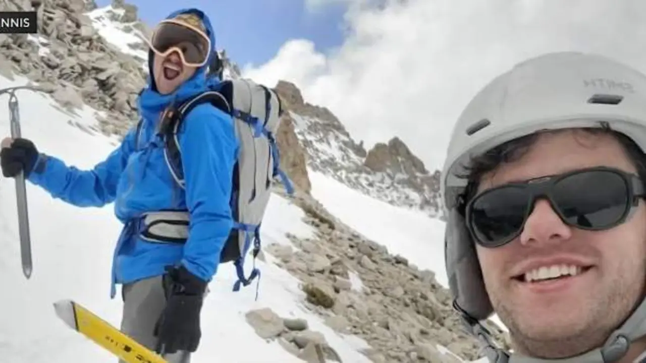  Loren Ennis y Ben Erskine 