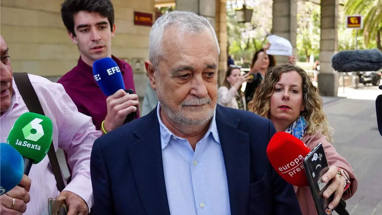  Archivo - El expresidente de la Junta de Andaluc&iacute;a Jos&eacute; Antonio Gri&ntilde;&aacute;n - Eduardo Briones - Europa Press - Archivo 