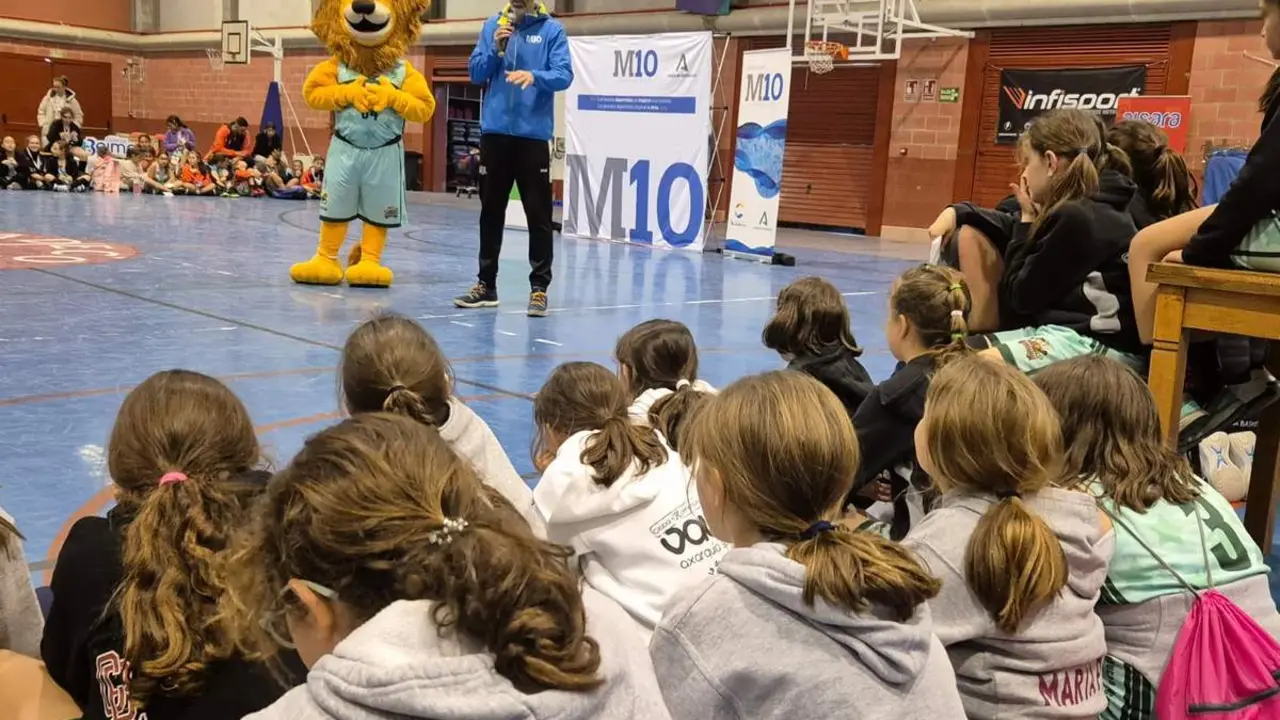  El deportista Berni Rodr&iacute;guez protagoniza una nueva actividad del programa 'Mentor 10' 