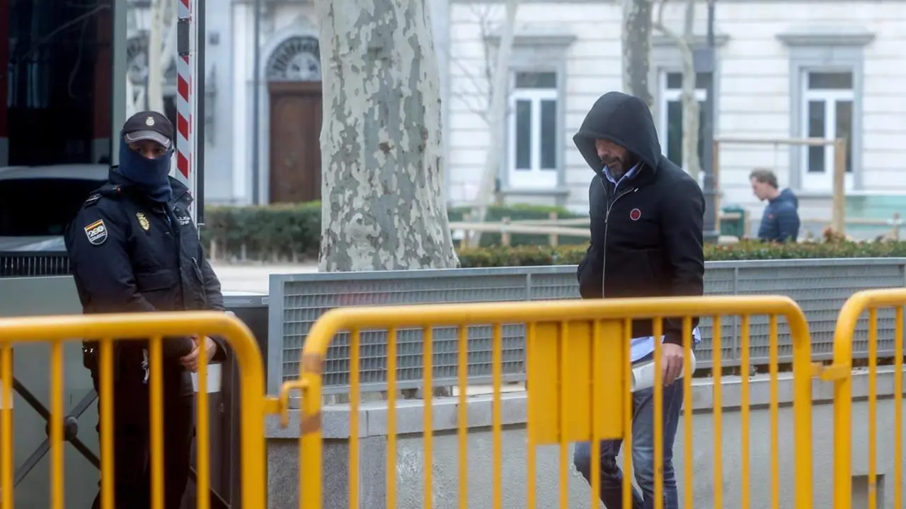  El presidente del Zamora CF, V&iacute;ctor de Aldama, a su salida de la Audiencia Nacional, a 22 de febrero de 2024, en Madrid (Espa&ntilde;a). - Ricardo Rubio - Europa Press 