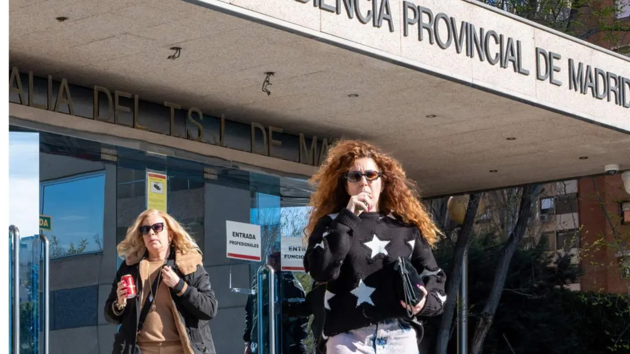  B&aacute;rbara Rey y Sof&iacute;a Cristo saliendo de la Audiencia Provincial de Madrid - EUROPA PRESS 