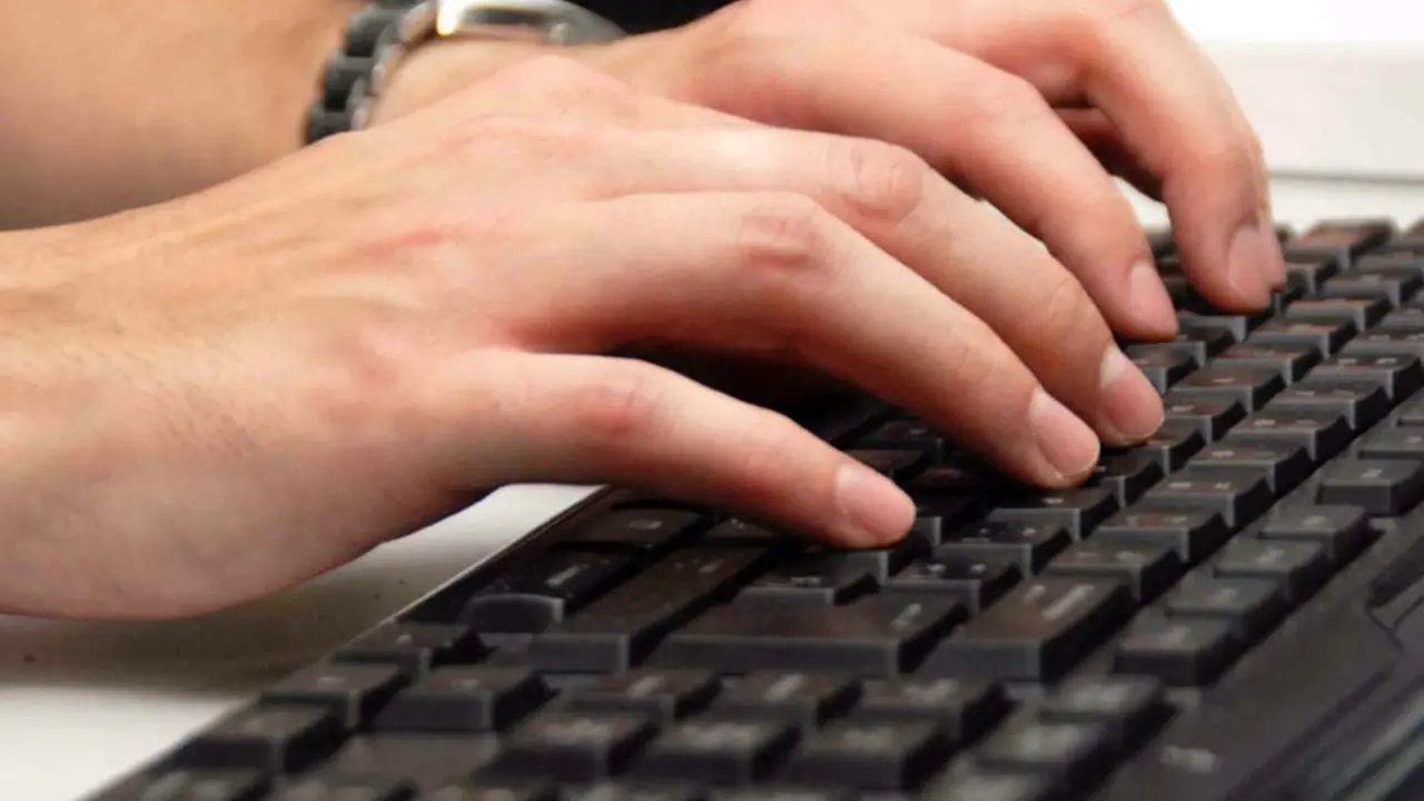  Archivo - El 43% de los expertos y empresarios cree que la IA generativa no destruir&aacute; empleos a medio plazo, seg&uacute;n PwC. - EUROPA PRESS - Archivo 