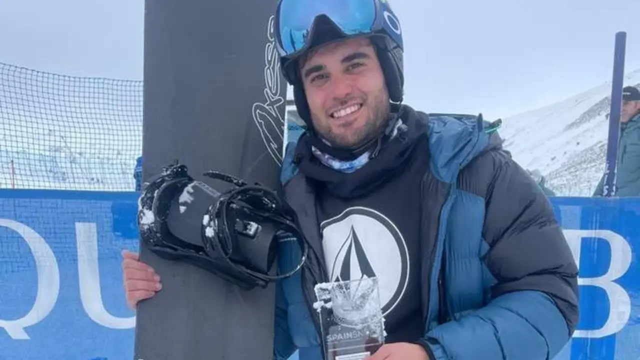  El snowboarder gallego, &Aacute;ngel Torres 
