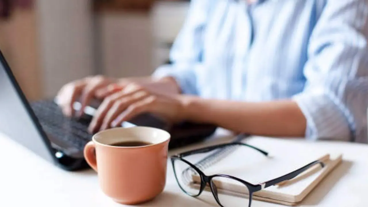  Archivo - La comodidad y bienestar en el puesto de trabajo resulta determinante para mejorar la productividad, reducir el ausentismo y fidelizar al trabajador. - MARYNA ANDRIICHENKO - Archivo 