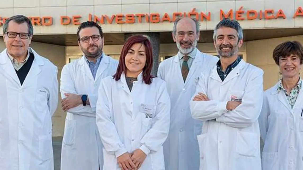  Mat&iacute;as &Aacute;vila, Josepmar&iacute;a Argem&iacute;, Maite Garc&iacute;a, Jos&eacute; Ignacio Herrero, Iker Uriarte y Carmen Berasain, del Cima y de la Cl&iacute;nica Universidad de Navarra/CIBEREHD 