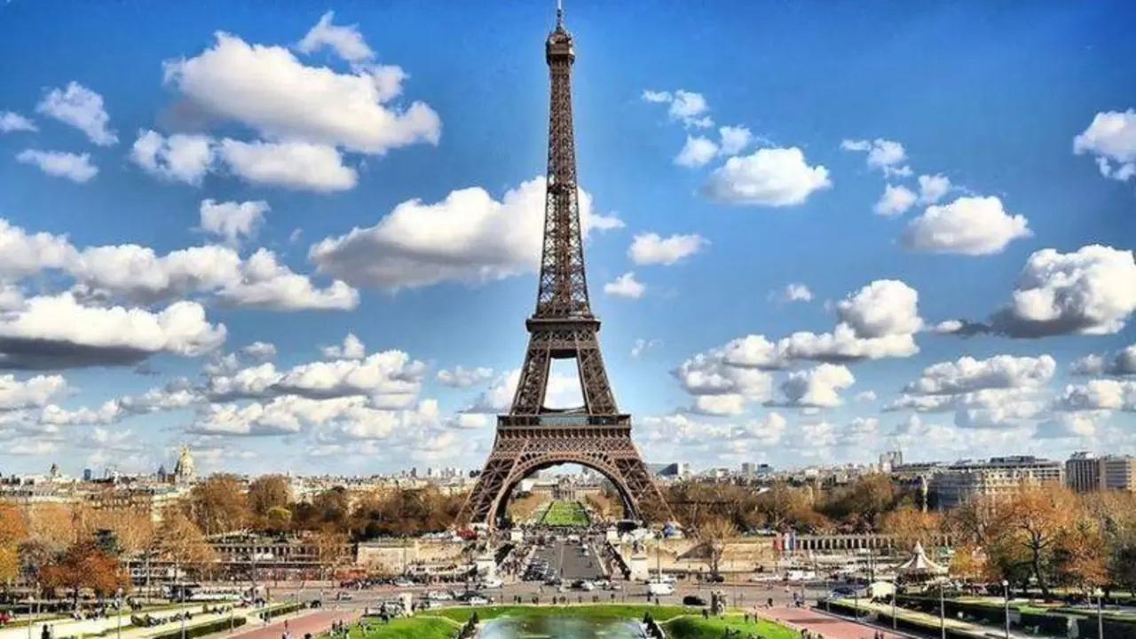  Torre Eiffel, Par&iacute;s/ Imagen: Instagram<br> 