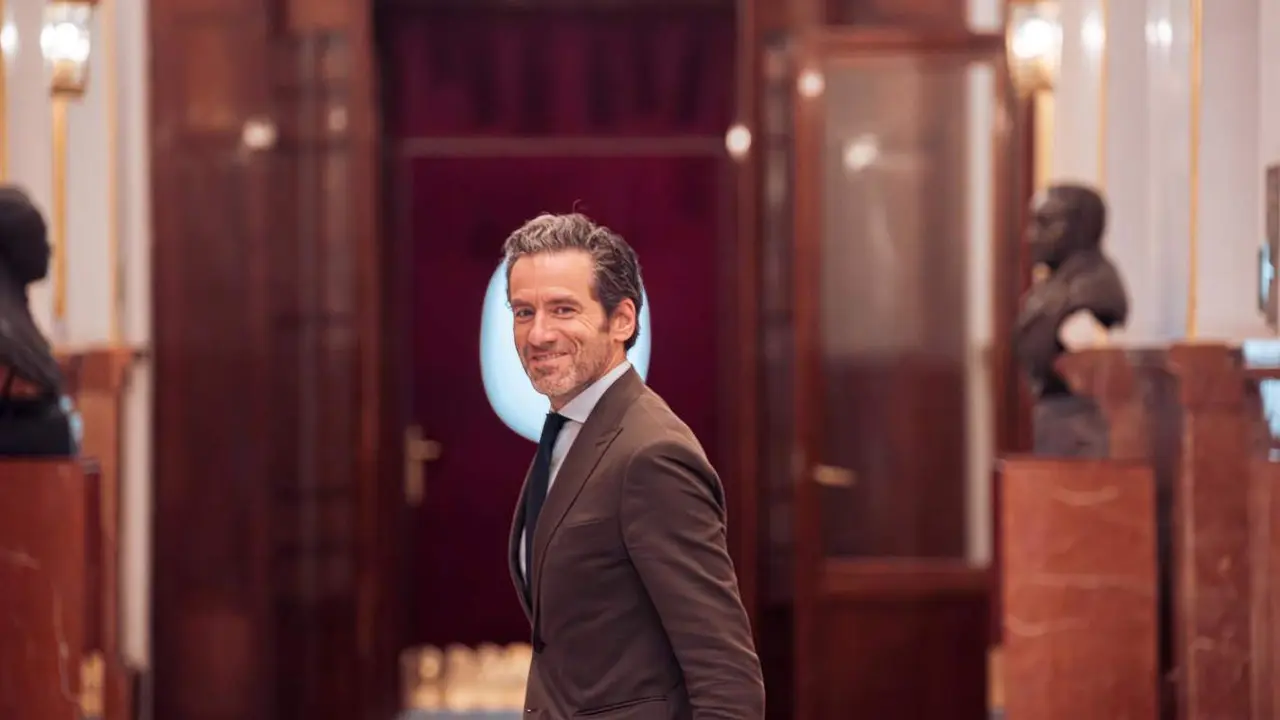  El portavoz y vicesecretario de Cultura del PP, Borja Sémper, a su llegada a una sesión plenaria, en el Congreso de los Diputados. - Gabriel Luengas - Europa Press 