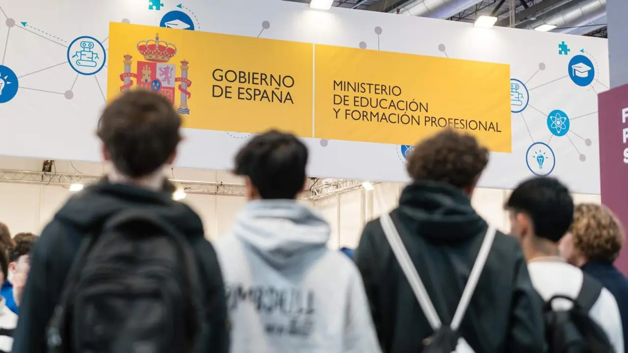  Archivo - Ambiente durante la inauguraci&oacute;n de la feria &lsquo;Aula 2023&rsquo; - Diego Radam&eacute;s - Europa Press - Archivo 