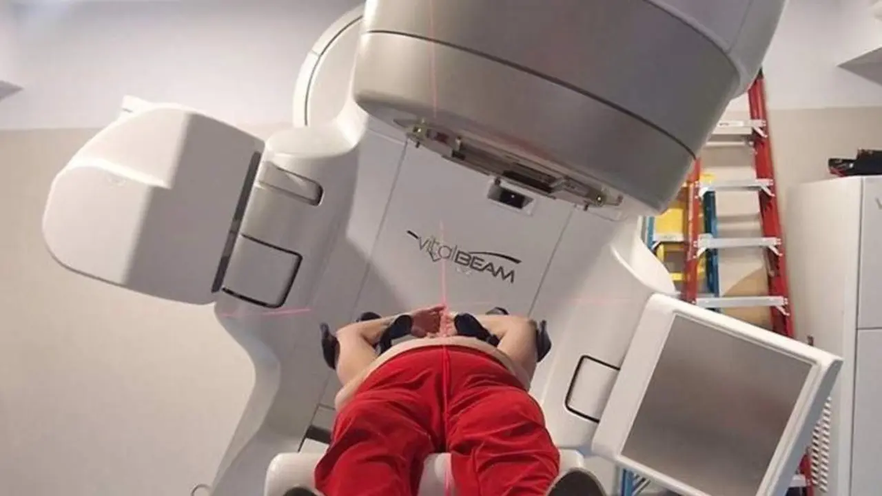  Oncolog&iacute;a Radioter&aacute;pica y Radiof&iacute;sica del Hospital Virgen del Roc&iacute;o ha colaborado con la Escuela T&eacute;cnica Superior de Ingenier&iacute;a Inform&aacute;tica (Etsii) de la Universidad de Sevilla (US) en este novedoso estudio con Inteligencia Artificial. - UNIVERSIDAD DE SEVILLA 