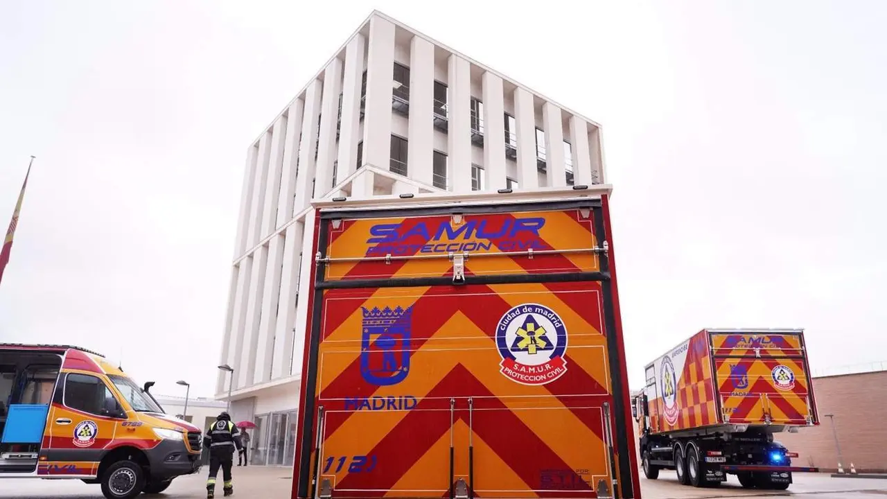  Madrid estrena el vehículo contenedor de emergencias este Orgullo para que los sanitarios se muevan más rápidamente - AYUNTAMIENTO DE MADRID | EP 
