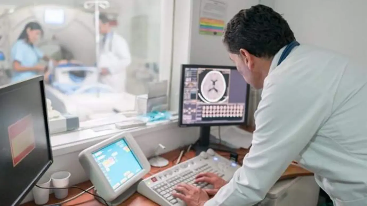  Sanidad facilita a las CCAA la adquisici&oacute;n de arcos quir&uacute;rgicos y salas de radiolog&iacute;a por valor de 120 millones de euros 