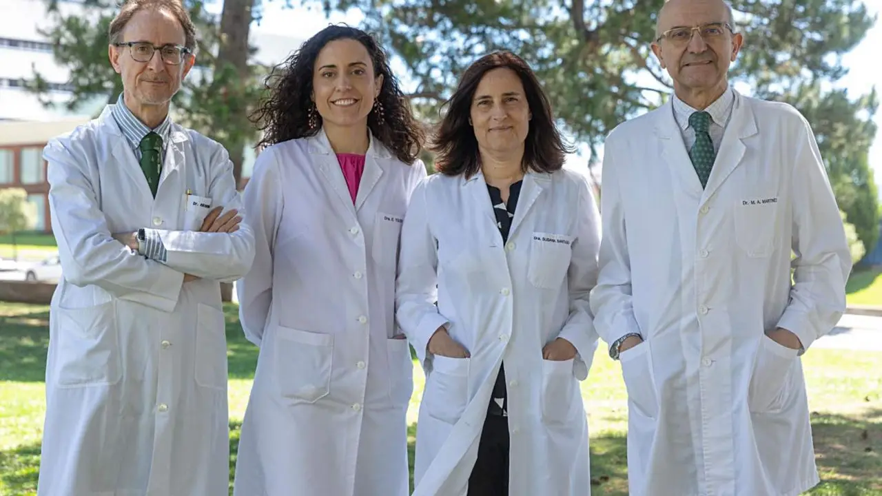  El equipo de investigaci&oacute;n de la Universidad de Navarra. De izquierda a derecha, Jos&eacute; Manuel Aramend&iacute;a, Estefan&iacute;a Toledo, Susana Santiago y Miguel &Aacute;ngel Mart&iacute;nez. - CUN 