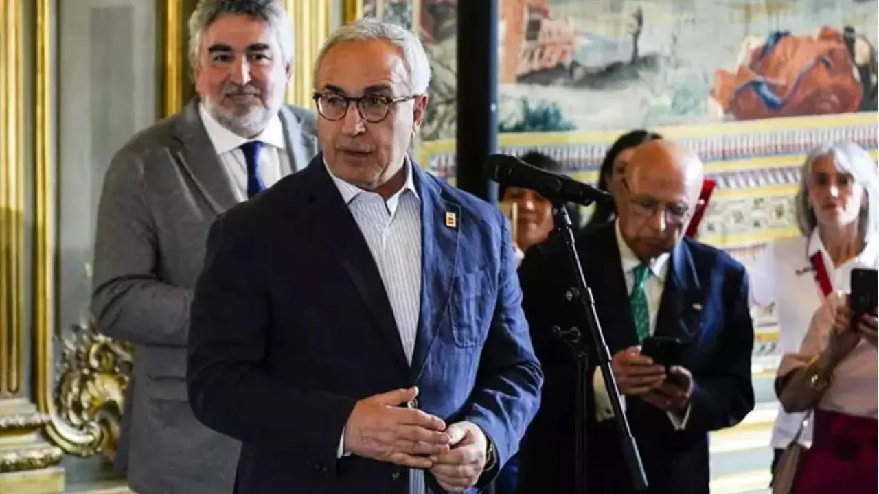  El presidente del COE, Alejandro Blanco, en la embajada espa&ntilde;ola en Par&iacute;s.<br>- Oscar J. Barroso / AFP7 / Europa Press 