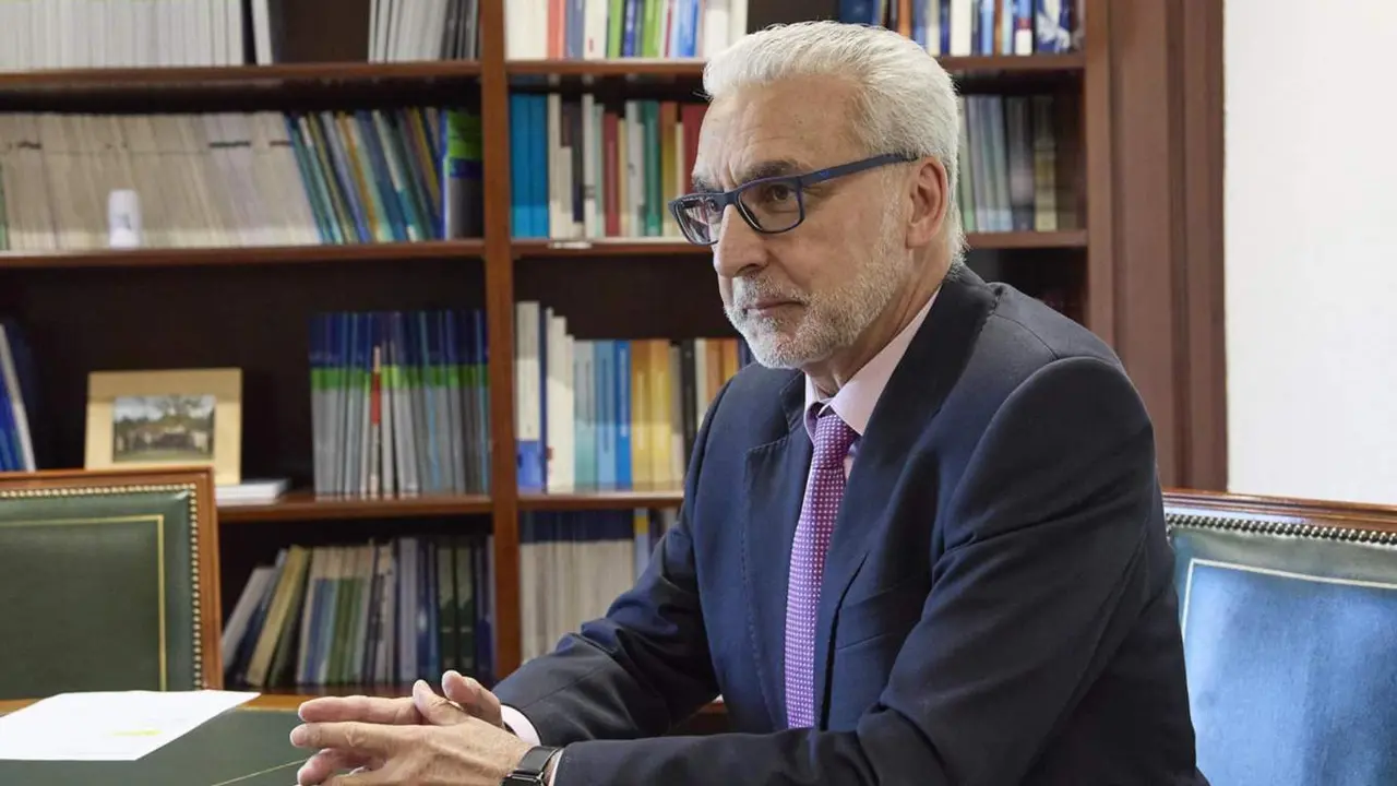  Entrevista con el presidente del CSN, Carlos Lentijo, en Consejo de Seguridad Nuclear, a 11 de julio del 2024, en Madrid - JES&Uacute;S HELL&Iacute;N / STUDIO MEDIA 19 