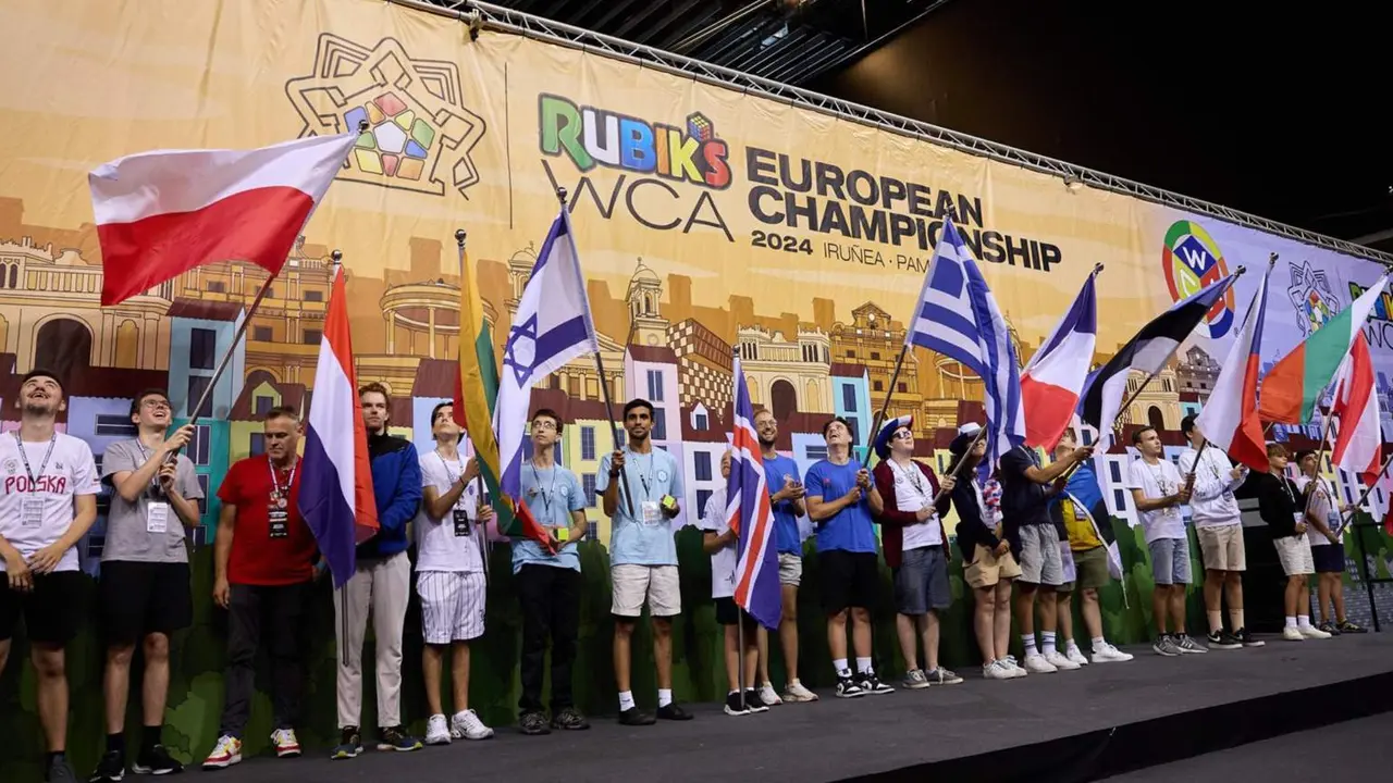  Ceremonia de apertura del Campeonato Europeo de Rubik celebrado en Pamplona - AYUNTAMIENTO DE PAMPLONA - JES&Uacute;S M GARZARON 
