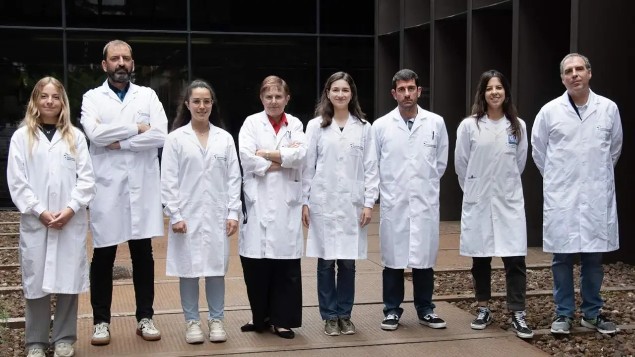  Archivo - De izqda a dcha: Claudia Rodriguez Neira, Enrique Santamar&iacute;a Mart&iacute;nez, Miriam Echaide Gorriz, Grazyna Kochan, Luisa Chocarro de Erauso, Joaqu&iacute;n Fern&aacute;ndez Irigoyen, Karina Aus&iacute;n P&eacute;rez, David Escors Murugarren. - GOBIERNO DE NAVARRA - Archivo 