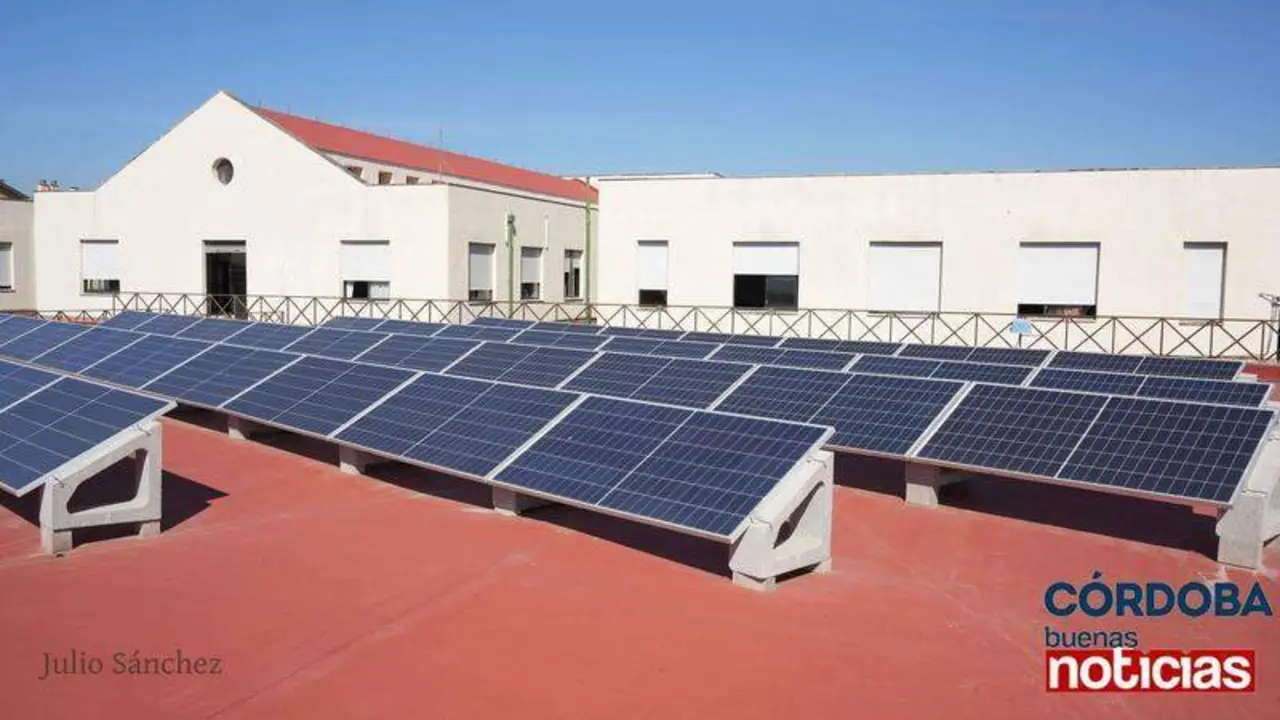  Placas solares en IES &Aacute;ngel de Saavedra  Julio Sanchez CBN 