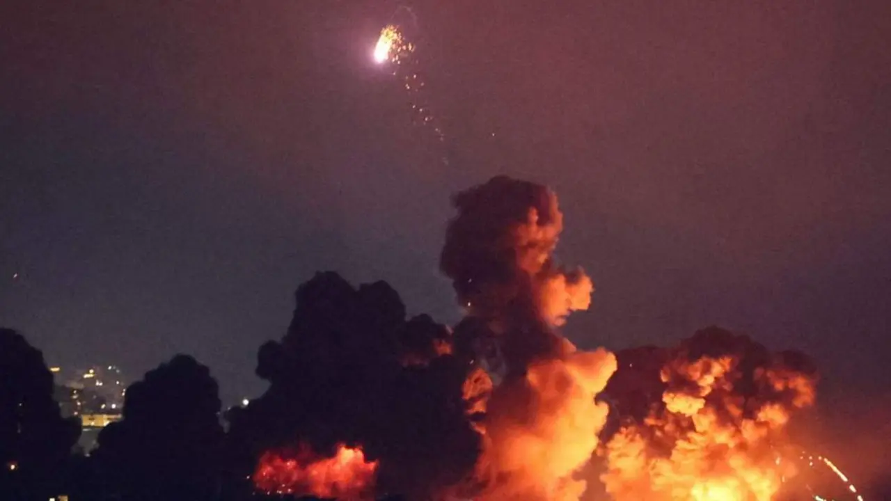  Israel intenta eliminar al sucesor de Nasral&aacute; en L&iacute;bano y mata al l&iacute;der de Ham&aacute;s en Cisjordania 