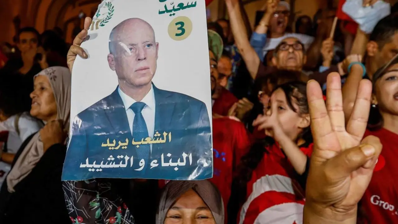  El presidente de T&uacute;nez gana las elecciones con el 89,2% de los votos, seg&uacute;n los sondeos a pie de urna 