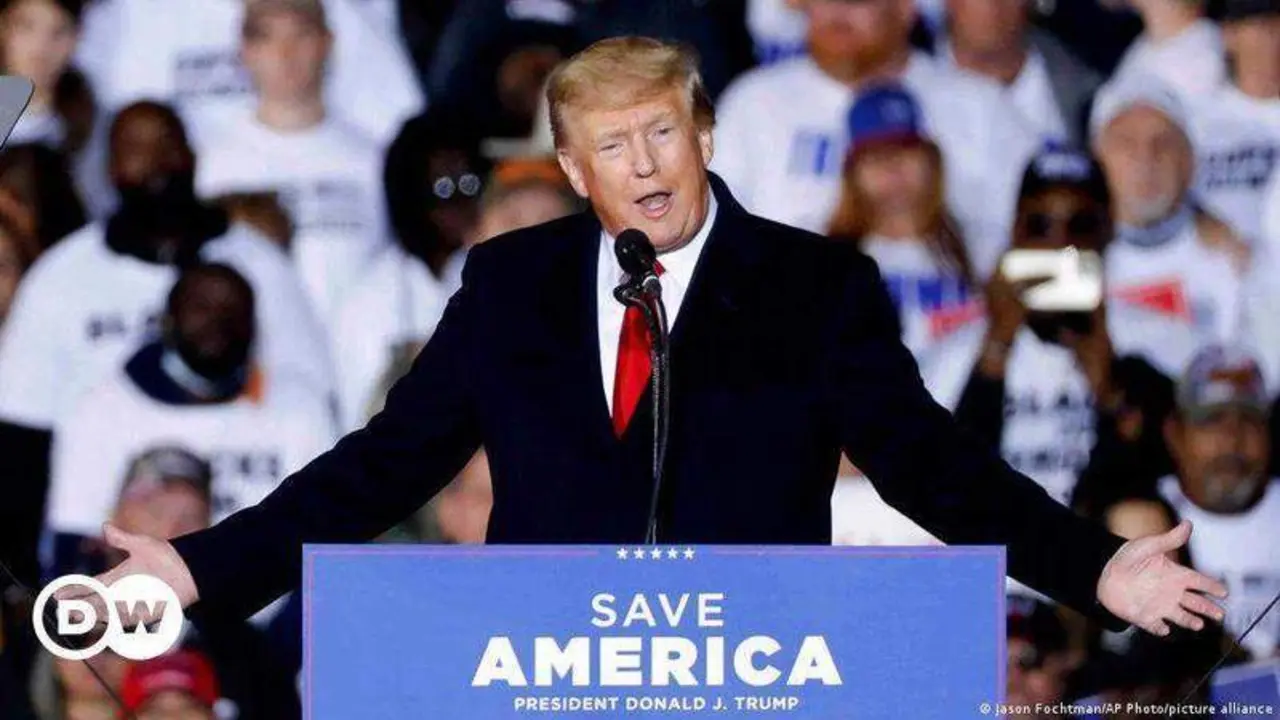  Donald Trump en un mitin de su campa&ntilde;a 