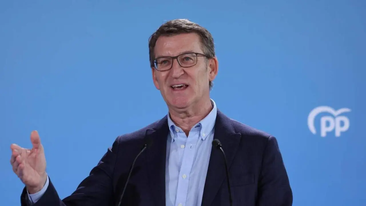  El presidente del PP, Alberto N&uacute;&ntilde;ez Feij&oacute;o, interviene ante el el Comit&eacute; de Direcci&oacute;n en Toledo. - ISABEL INFANTES 