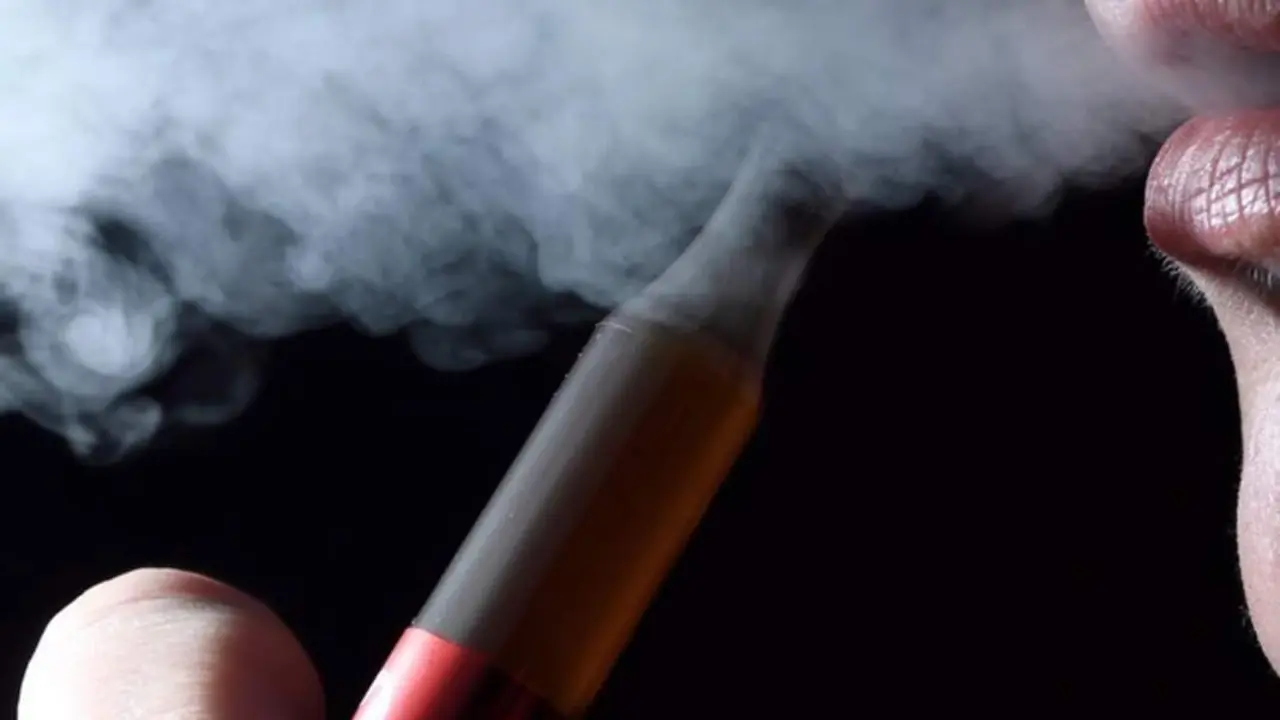  Archivo - Cigarrillo eletr&oacute;nico. - WILL KIRK/JOHNS HOPKINS UNIVERSITY - Archivo 