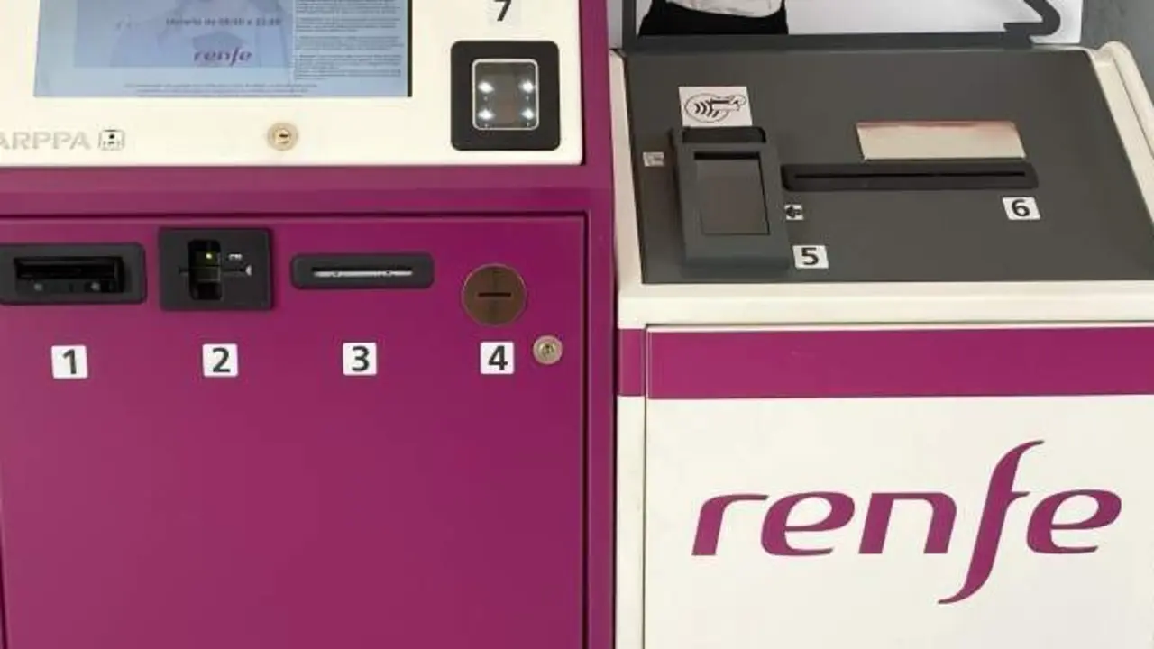  Renfe instala m&aacute;quinas de atenci&oacute;n personalizada al cliente y en remoto en seis estaciones de la provincia de C&oacute;rdoba 