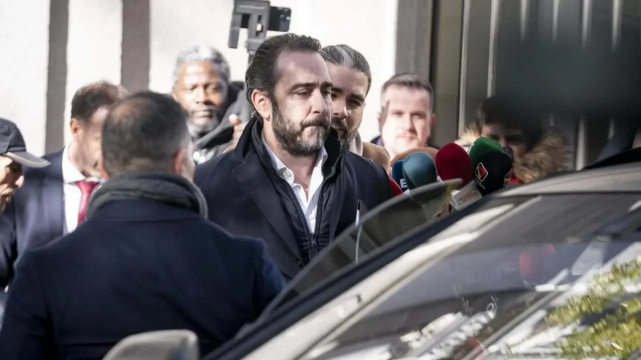  El empresario V&iacute;ctor de Aldama sale de declarar en el Tribunal Supremo, a 16 de diciembre de 2024, en Madrid (Espa&ntilde;a). - A. P&eacute;rez Meca - Europa Press 