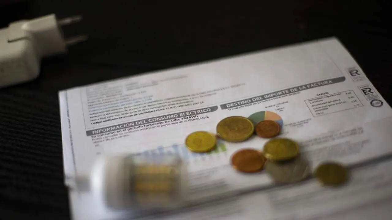  Una factura del consumo de luz 