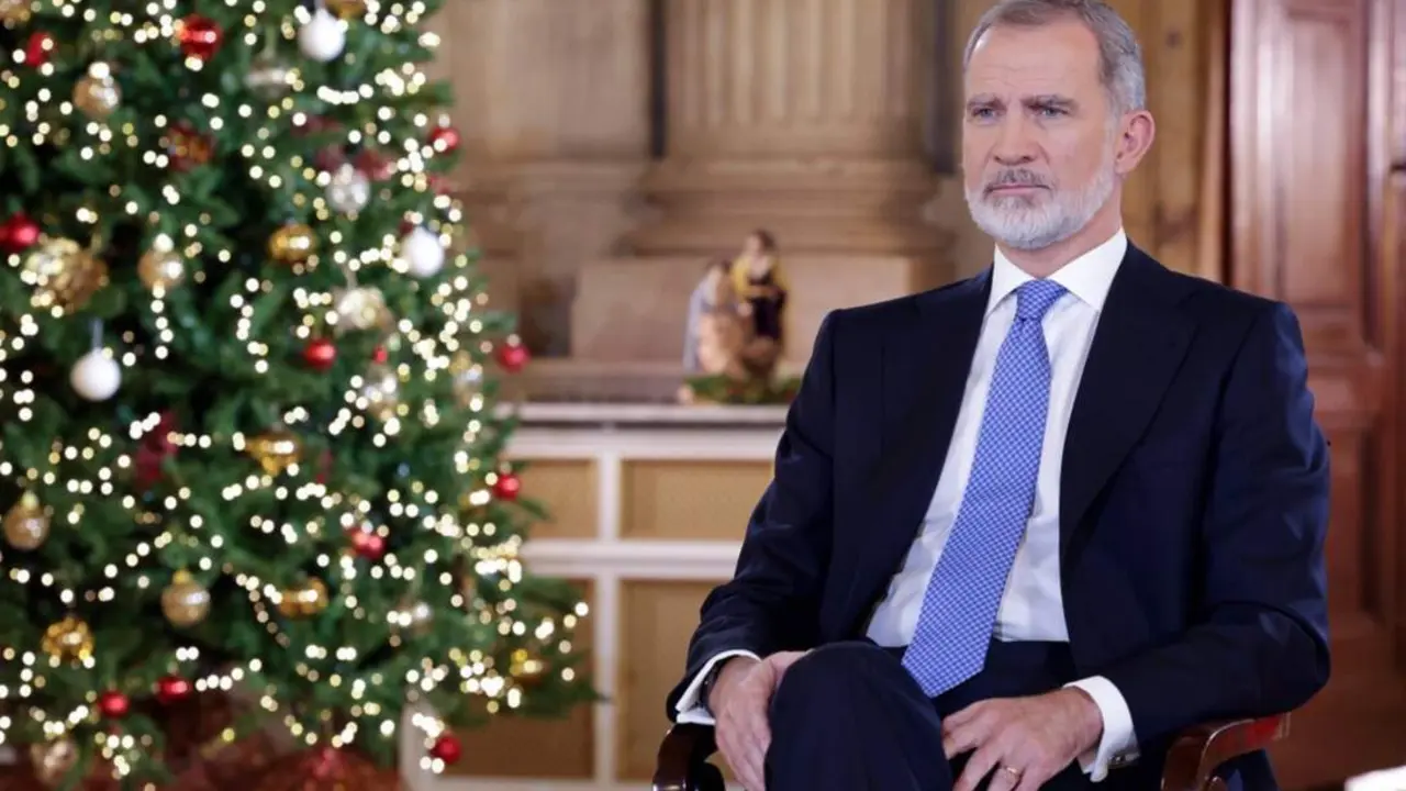  El Rey Felipe VI durante el tradicional Mensaje de Navidad en el Palacio Real. - CASA DE S.M. EL REY 
