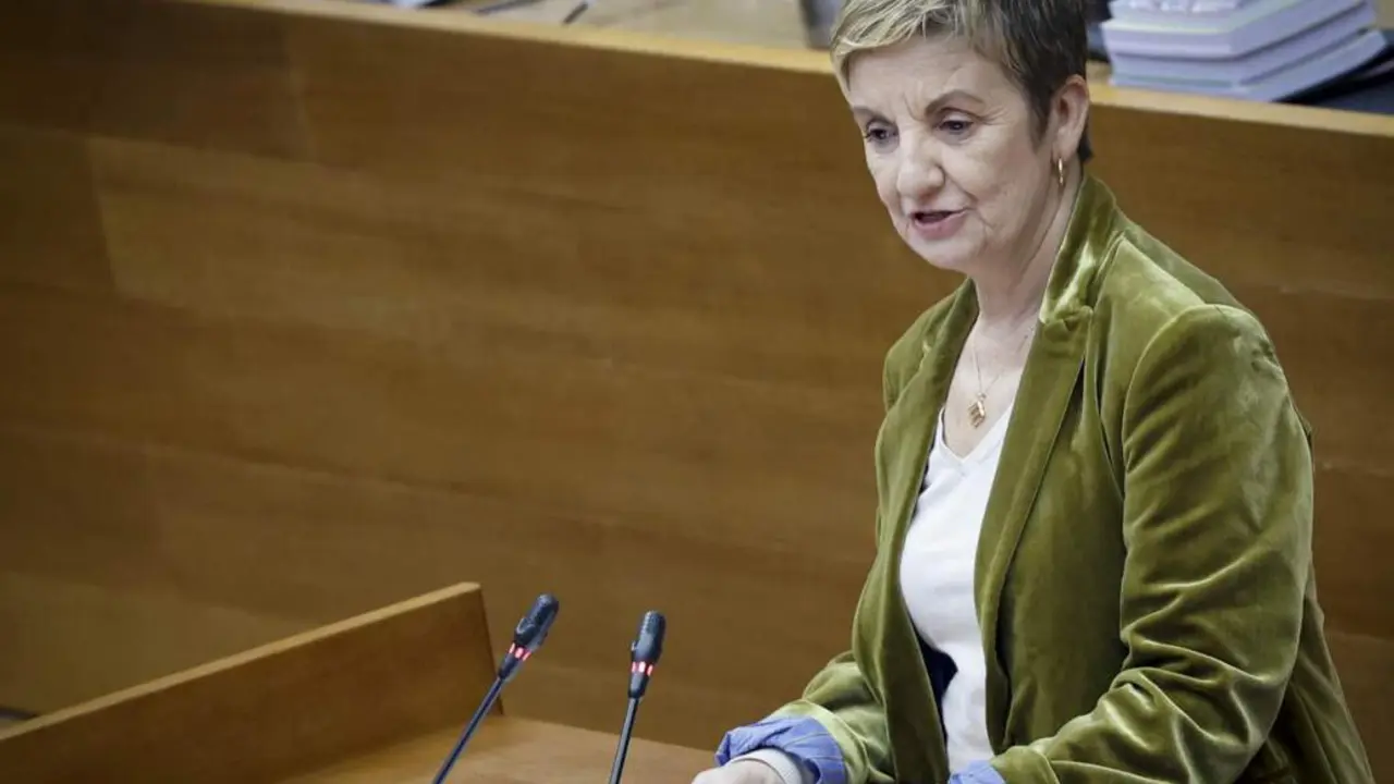  La consellera de Innovaci&oacute;n, Industria, Comercio y Turismo, Mari&aacute;n Cano, comparece en Les Corts - JOS&Eacute; CU&Eacute;LLAR/CORTS VALENCIANES 
