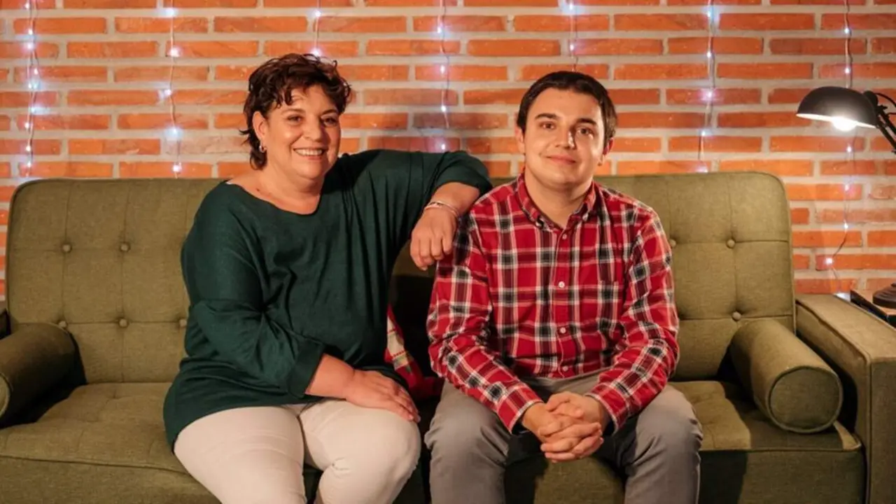  Victoria y Santi. Participantes en la felicitaci&oacute;n navide&ntilde;a de Fundaci&oacute;n Adecco. - FUNDACION ADECCO 