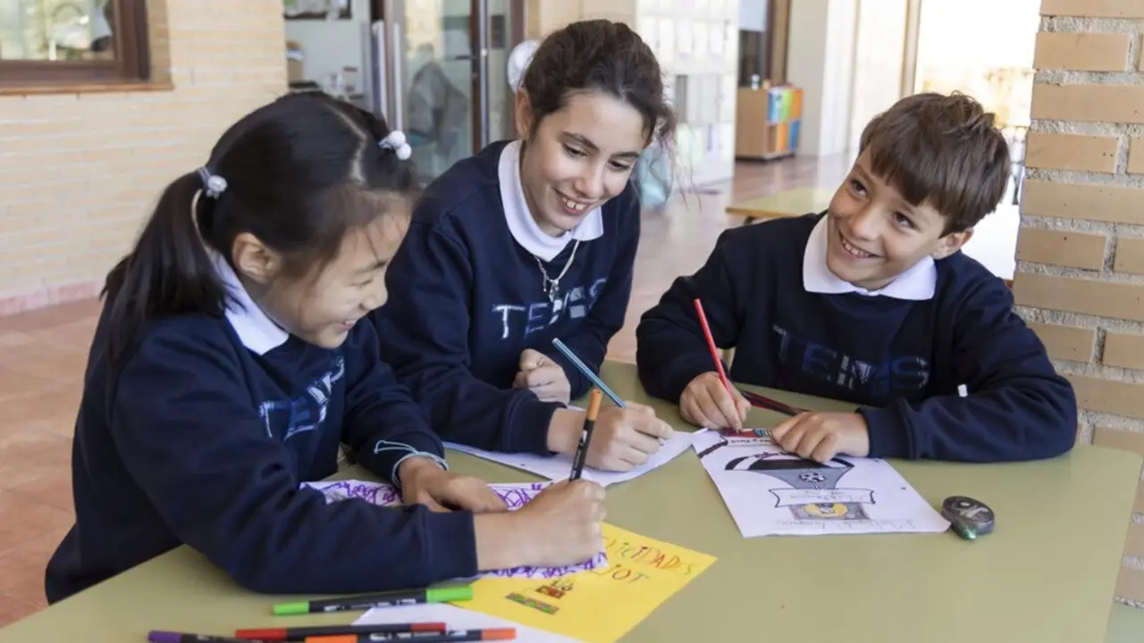  Ni&ntilde;os en el colegio - MARIO SOHO // TEMS | EP 