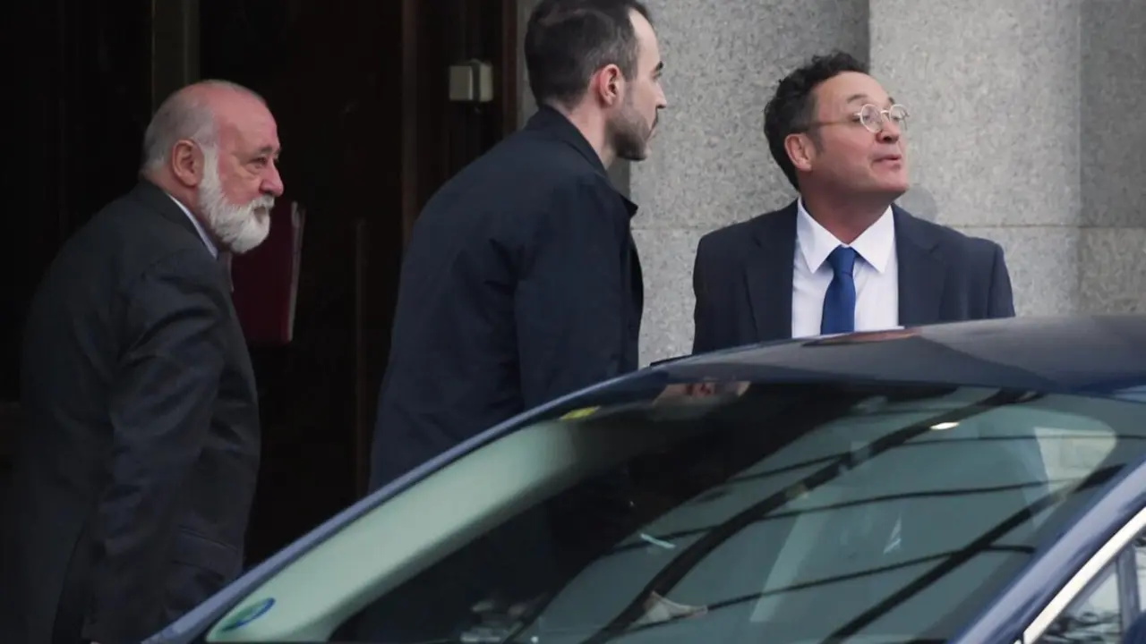  El fiscal general del Estado, &Aacute;lvaro Garc&iacute;a Ortiz, a su llegada al Tribunal Supremo, a 29 de enero de 2025, en Madrid (Espa&ntilde;a). Garc&iacute;a Ortiz declara como investigado ante el Supremo por la presunta filtraci&oacute;n que le atribuye la pareja de la presidenta de - Gustavo Valiente - Europa Press 